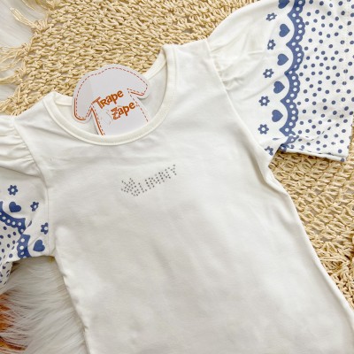 Conj. Blusa Manga Flare Corações e Short - Off White e Azul Jeans